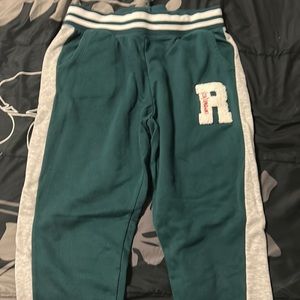 Selling these pants for cold